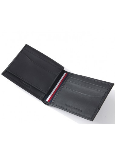 Tommy Hilfiger Men's Leather RFID Bifold Wallet - Balck